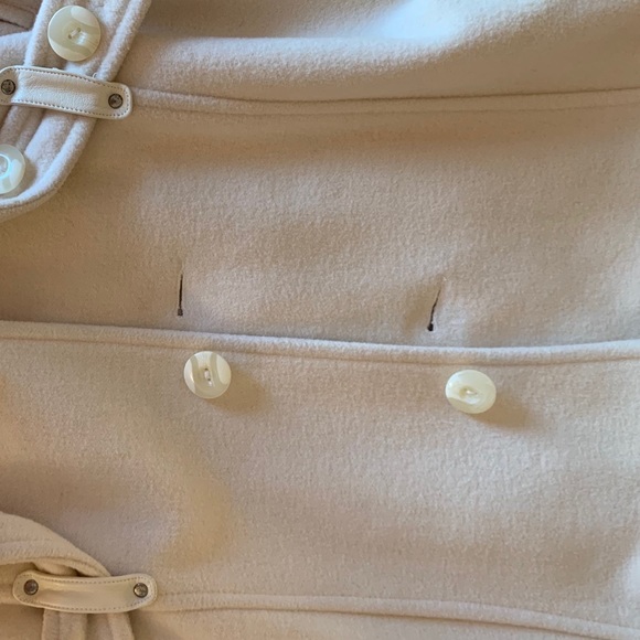 White cream wool Coat with belt - Picture 13 of 13